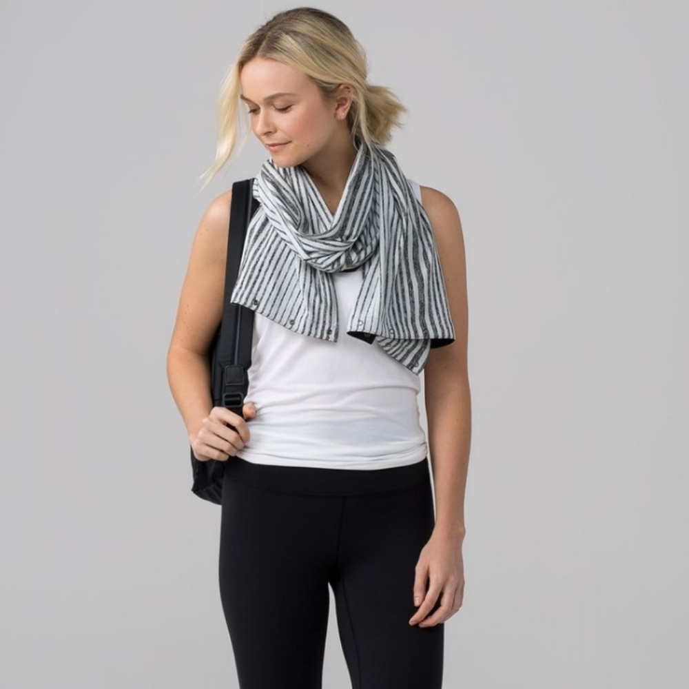 lululemon vinyasa scarf